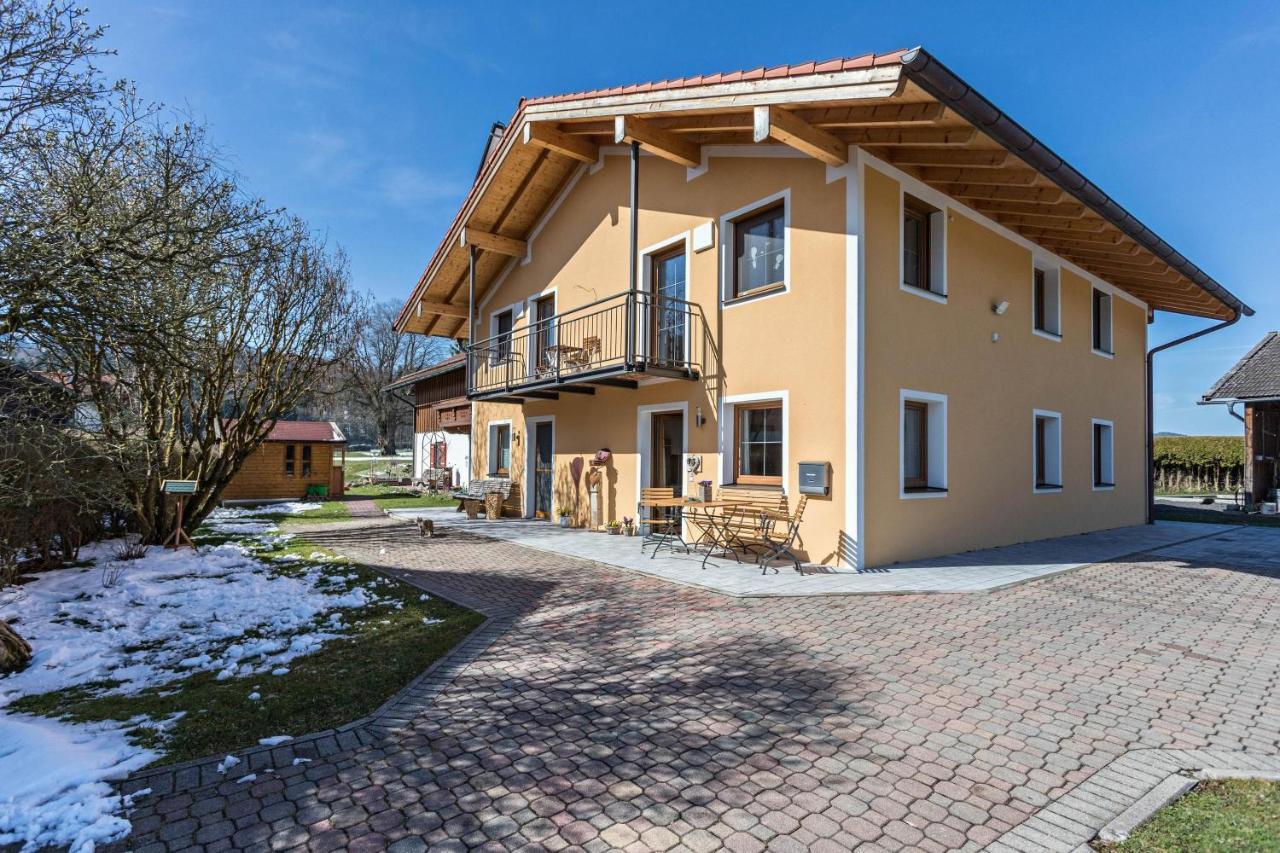 Ferienwohnung Rupertiwinkl Teisendorf Bagian luar foto